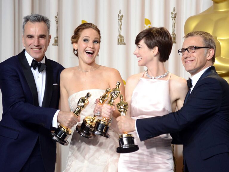 Mejor y peor vestidas en los Oscar 2013 outfits oscar 2013