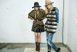 poncho massimo dutti